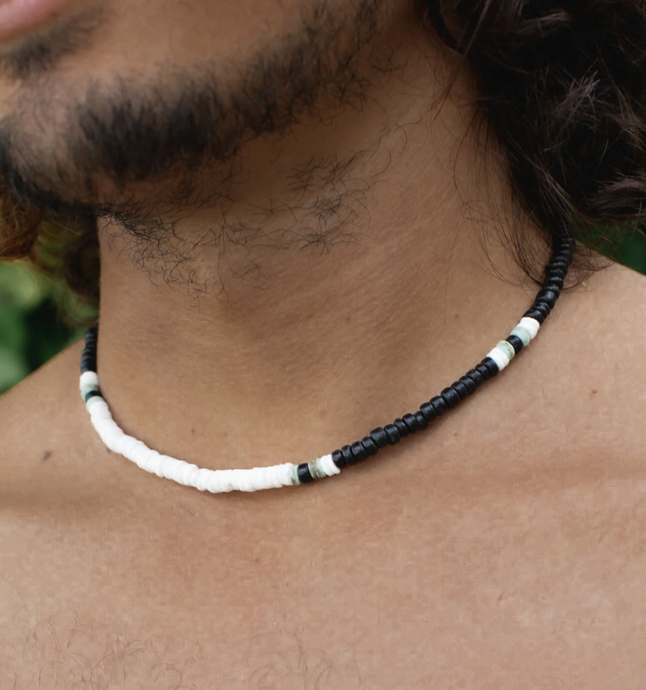 <tc>Bani Necklace</tc>