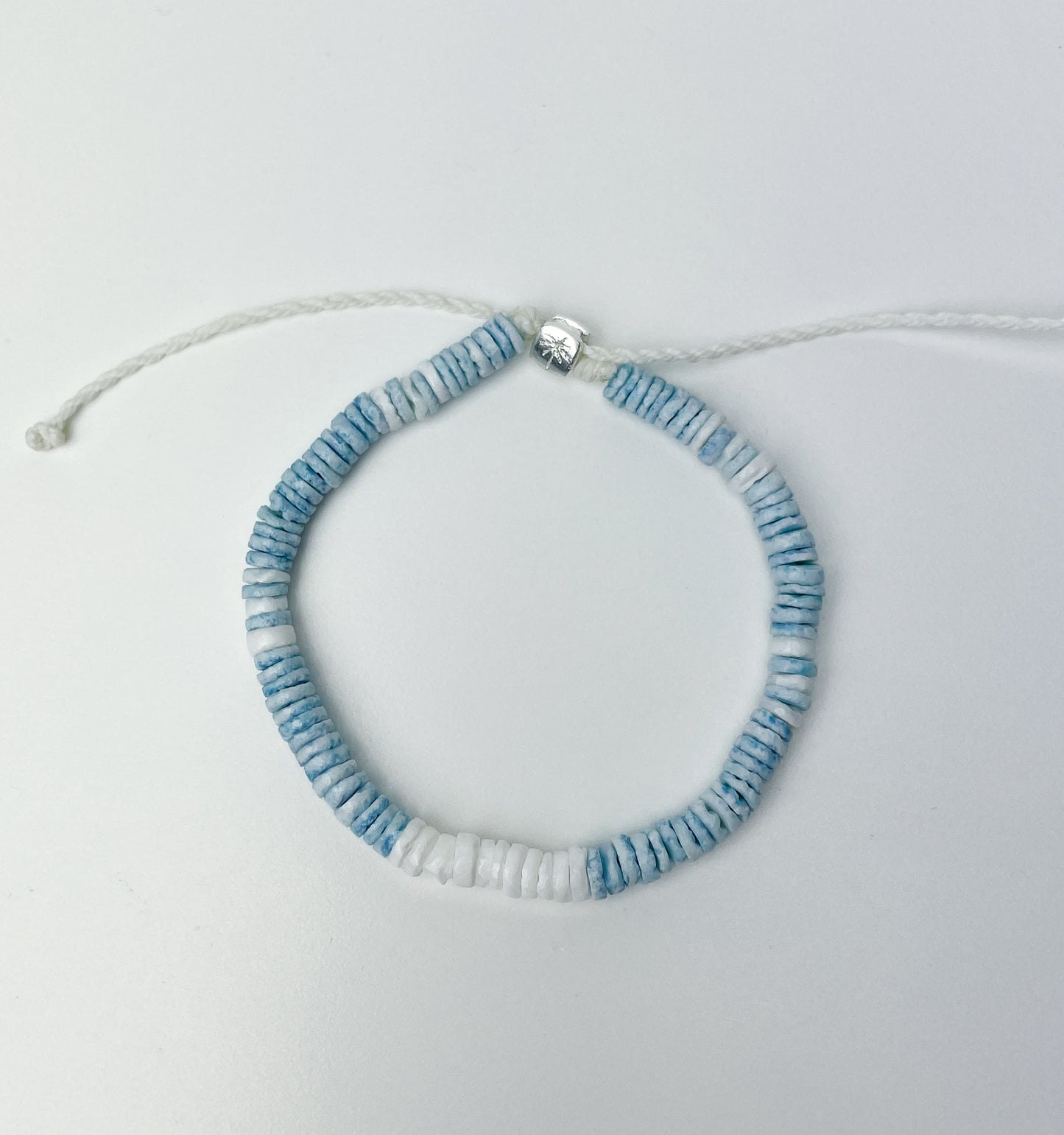 <tc>Bluefields Bracelet</tc>