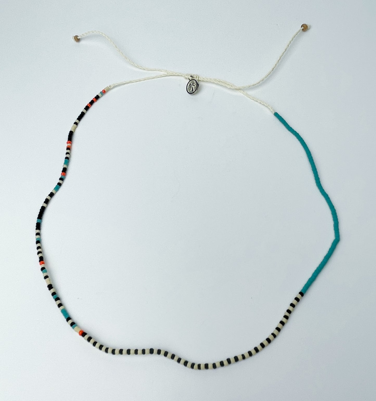 <tc>Macaé Necklace</tc>