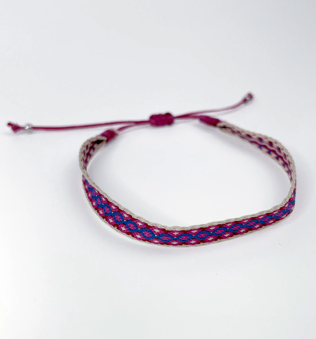 <tc>Noosa Bracelet</tc>