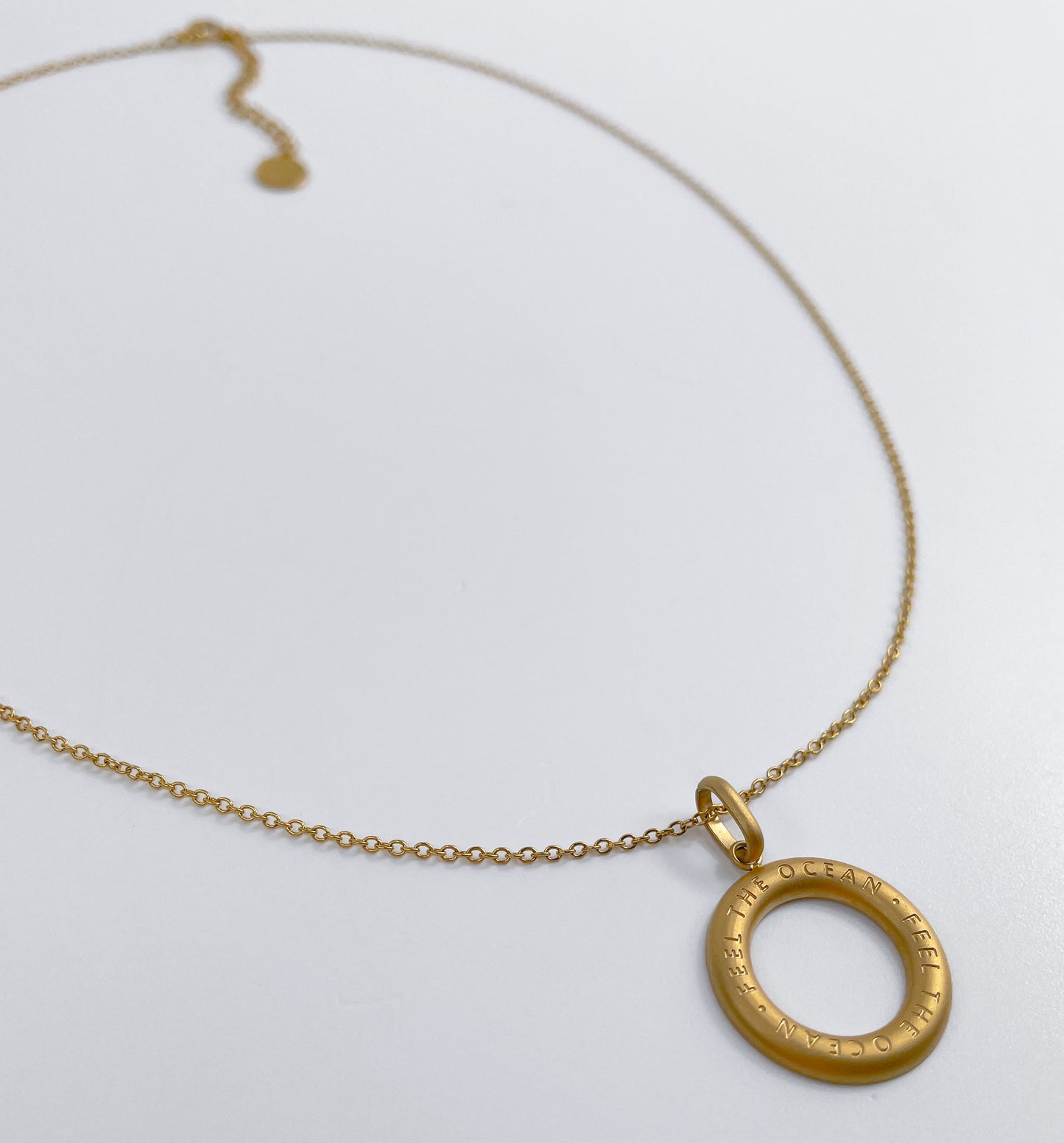 <tc>Feel The Ocean Necklace</tc>