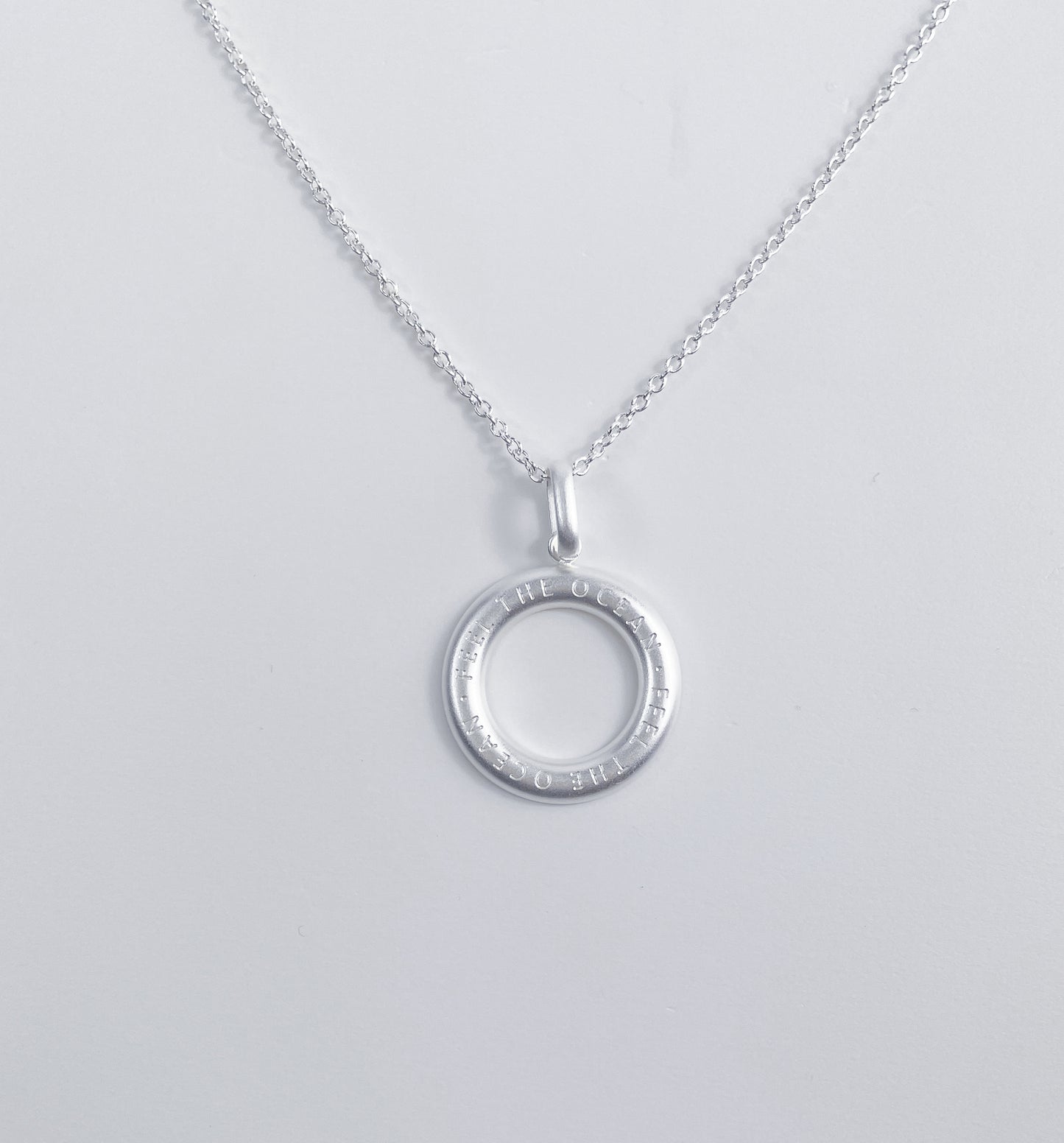 <tc>Feel The Ocean Necklace</tc>