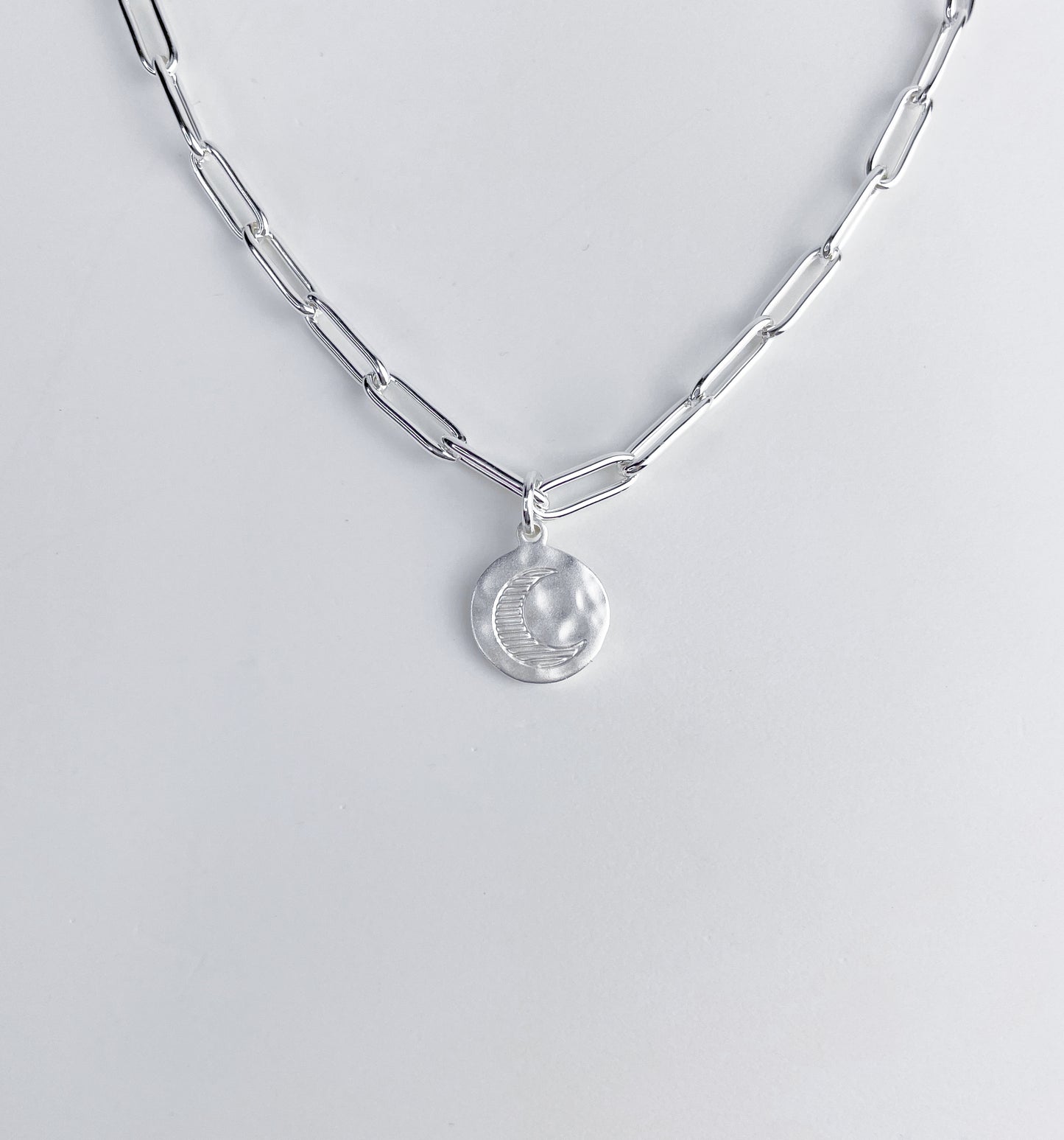 <tc>La Luna Necklace</tc>