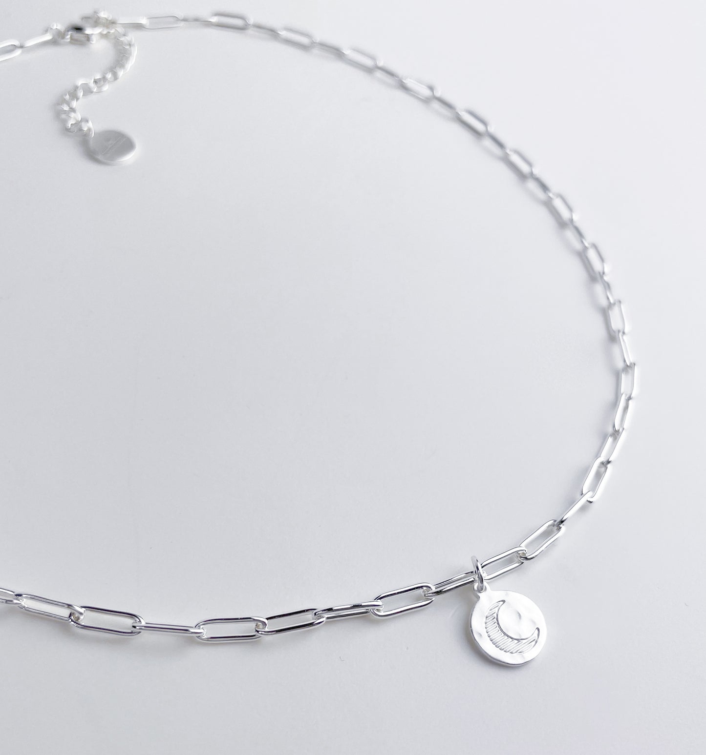 <tc>La Luna Necklace</tc>