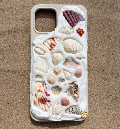 <tc>Seashell Phone Case - Decent Colored</tc>