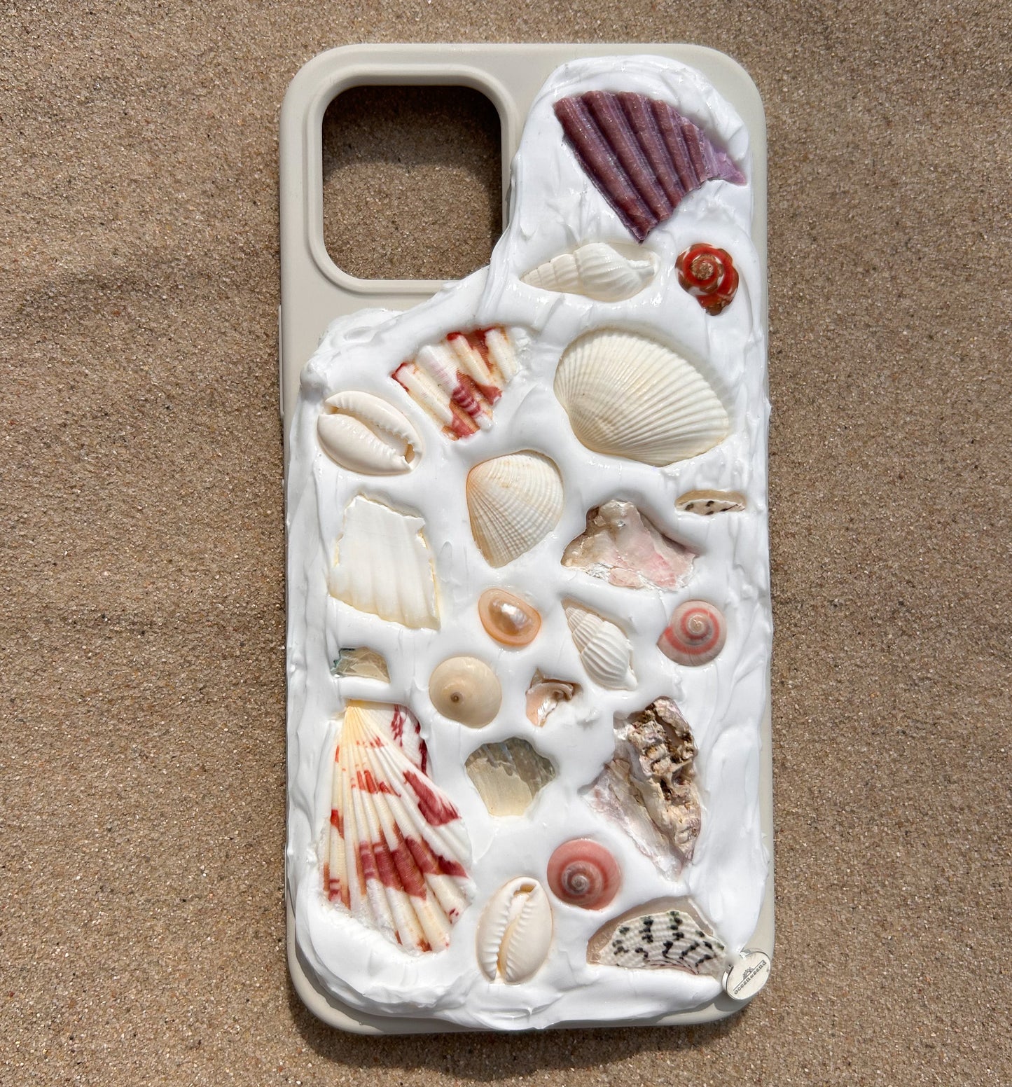 <tc>Seashell Phone Case - Decent Colored</tc>