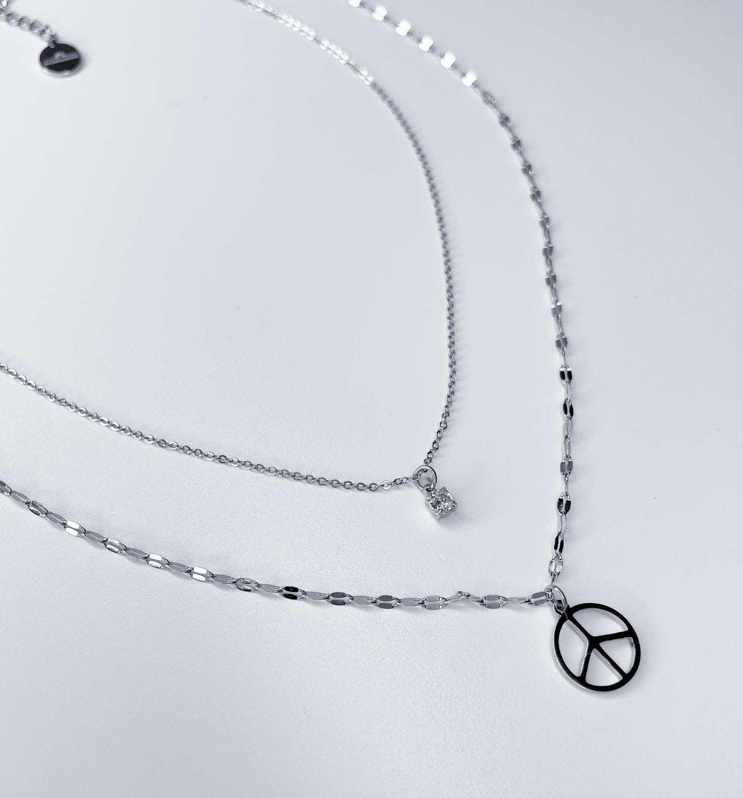 <tc>Peace Necklace</tc>