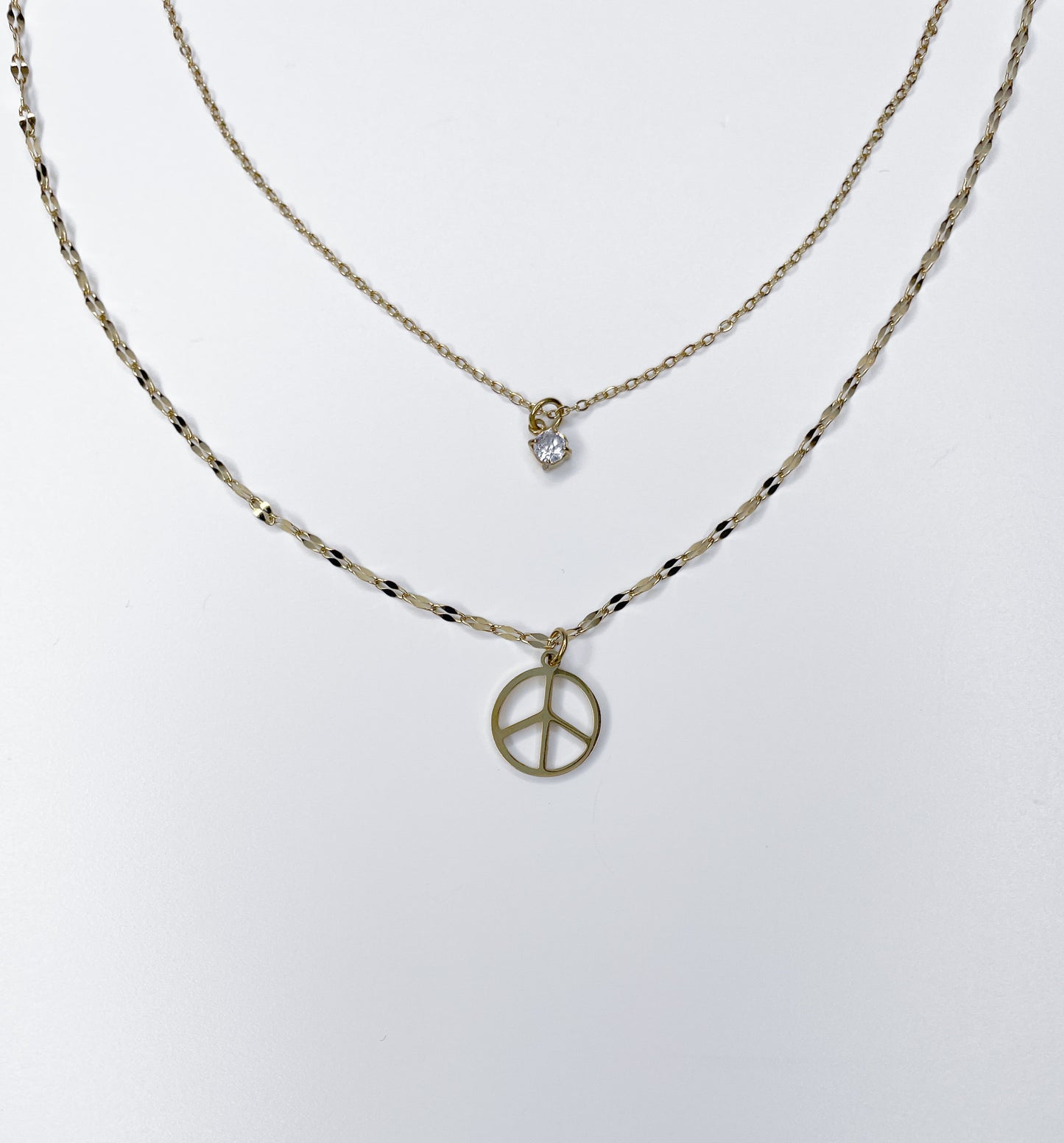 <tc>Peace Necklace</tc>