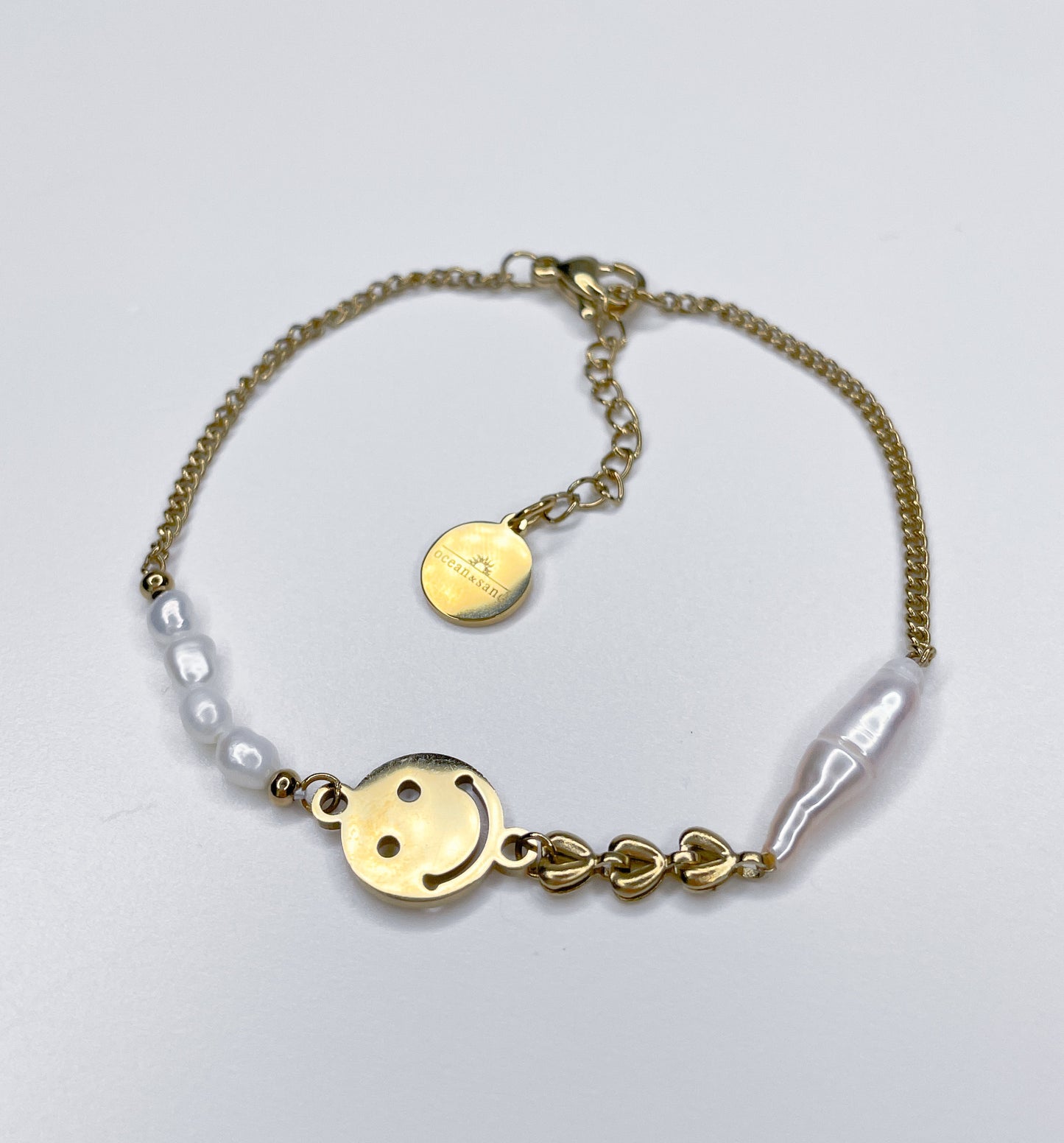 <tc>Happy Bracelet</tc>